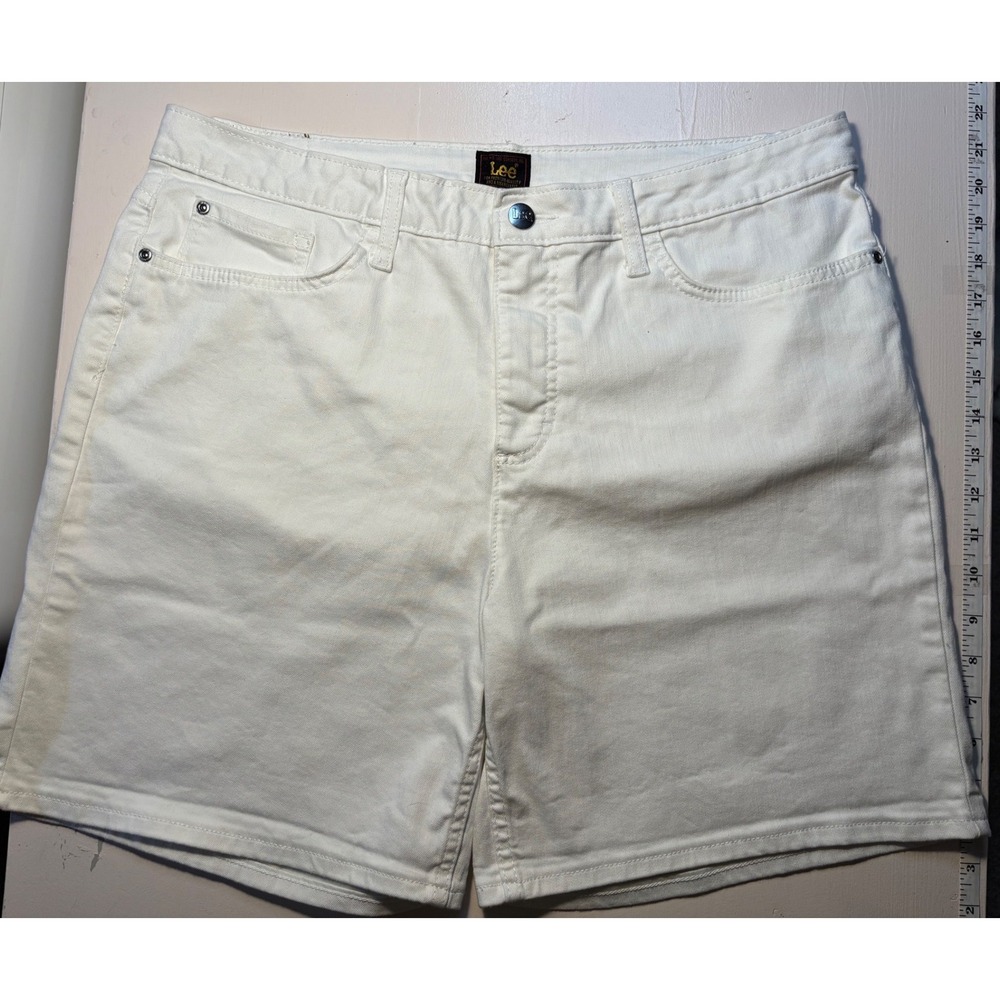 NWT‎ Lee Womens Size 16 White Denim Shorts Mid Rise 5-Pocket Summer Jean Shorts